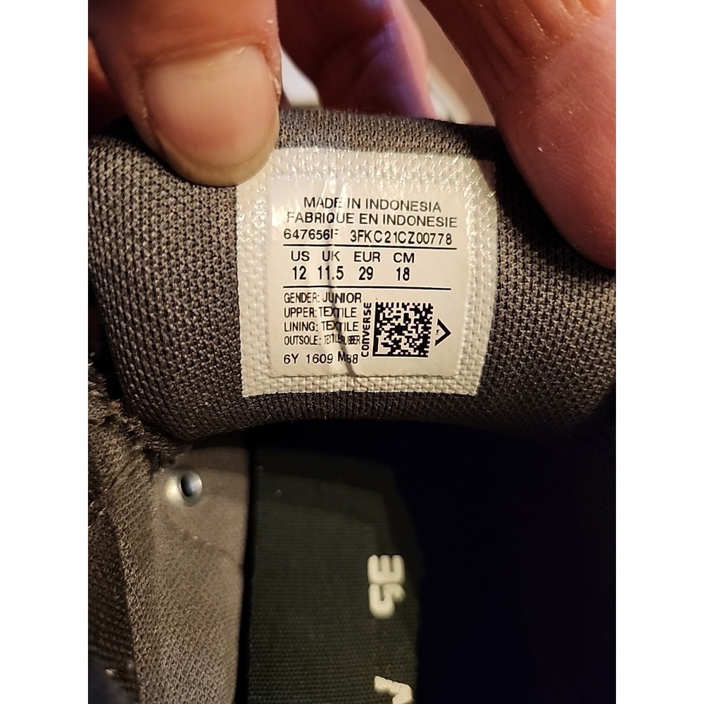 Converse Medium Top  Size 12 Junior Grey Sneakers - Picture 15 of 15
